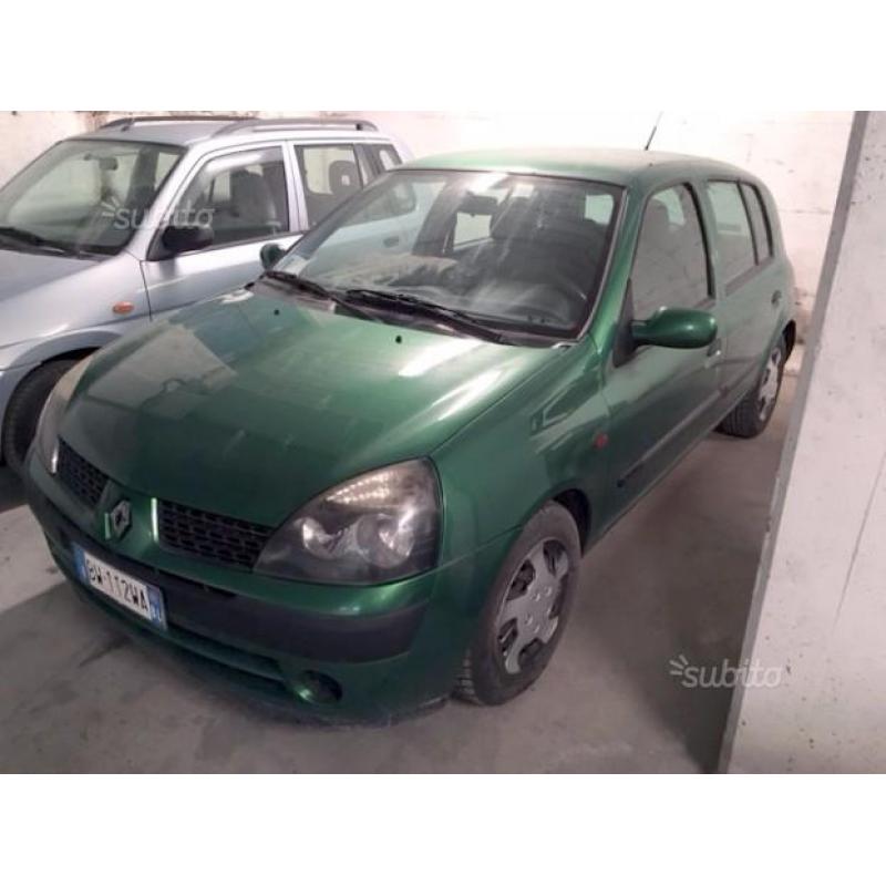 Renault clio 1.4 - permute / scambi