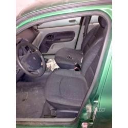 Renault clio 1.4 - permute / scambi