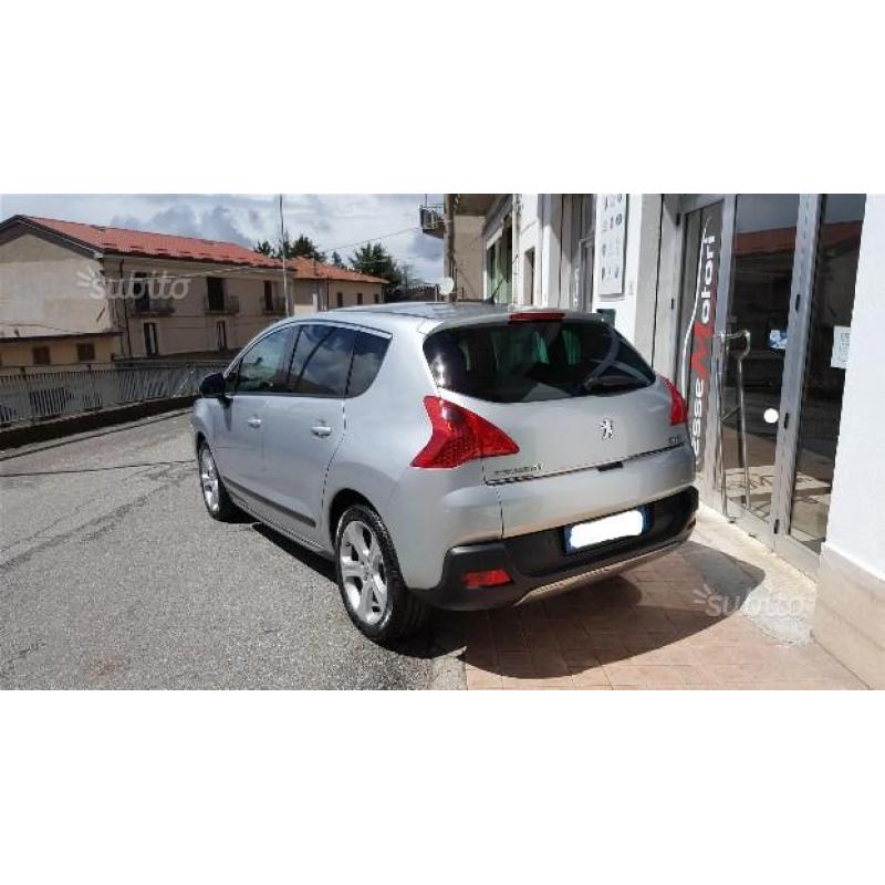 PEUGEOT 3008 2.0 HDI Outdoor Ciel