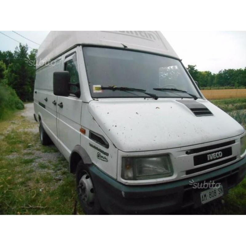 IVECO 35-12 autocarro cassonnato alto