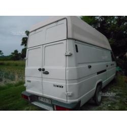 IVECO 35-12 autocarro cassonnato alto