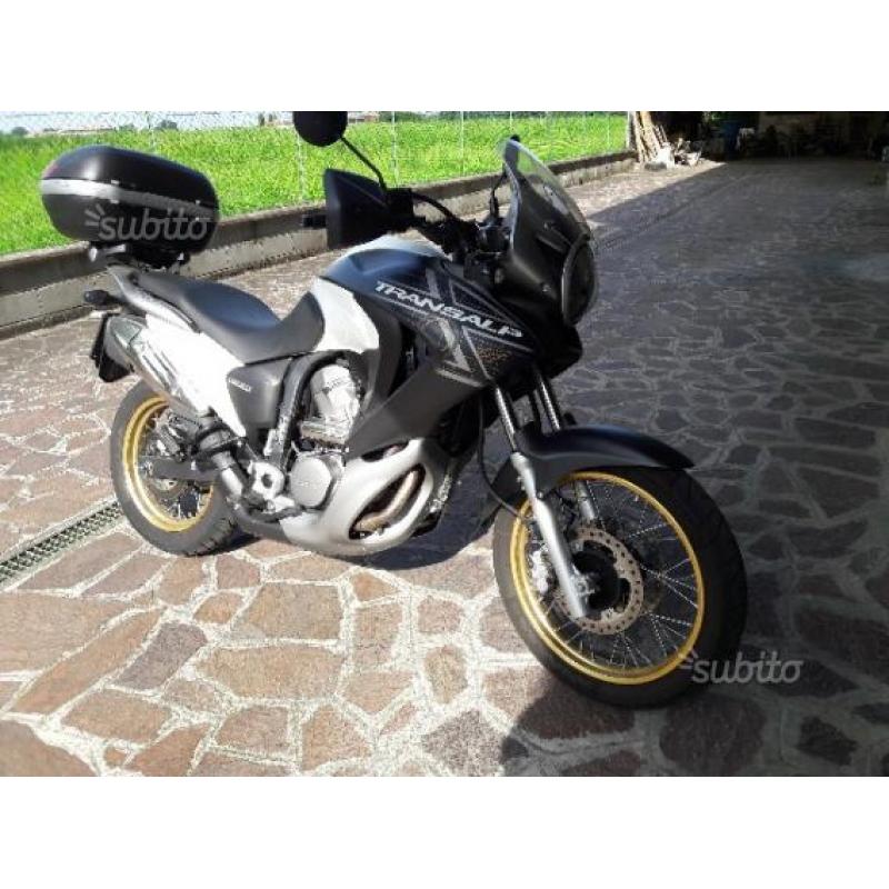 Honda XL 700 V Transalp - 2012