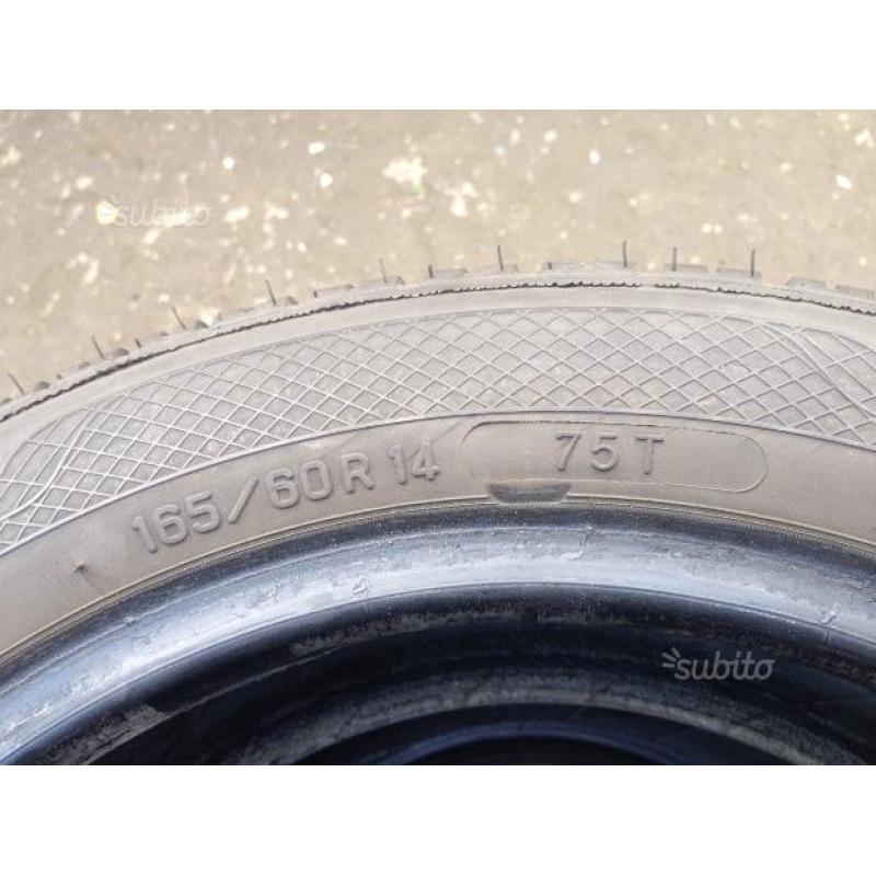 Gomme 165 60 R 14 estive k