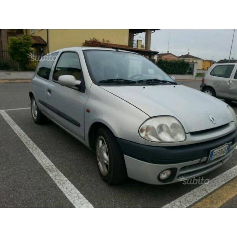 Renault Clio 1.9 dti