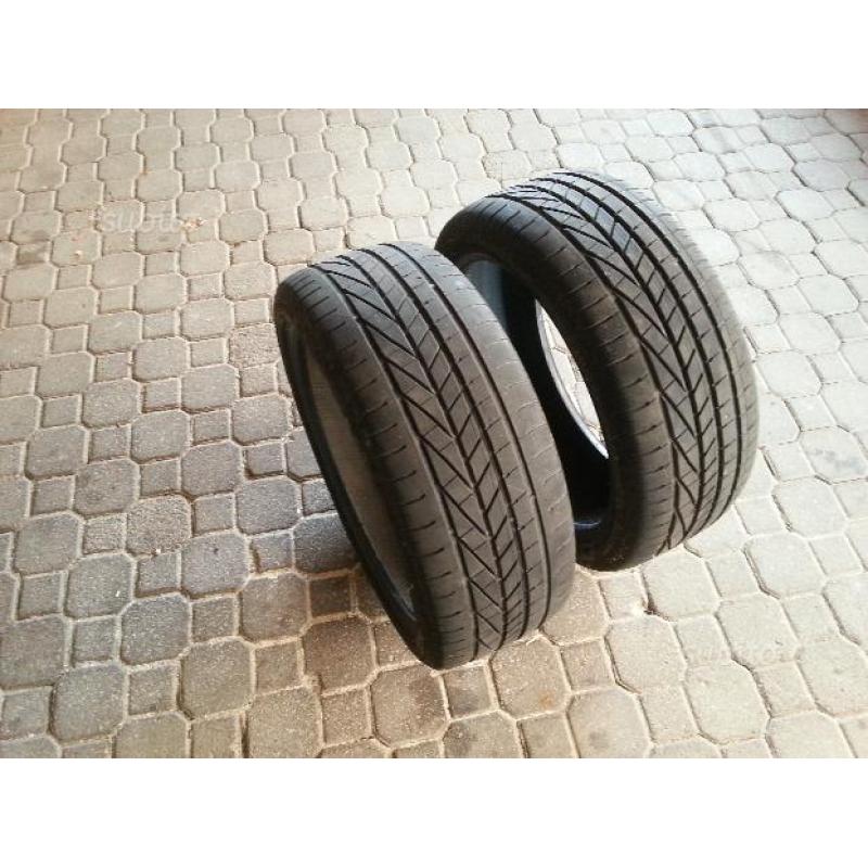 Gomme 245 40 20