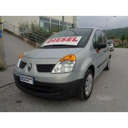 RENAULT Modus 1.5 DCi 65cv x NEOPATENTATI