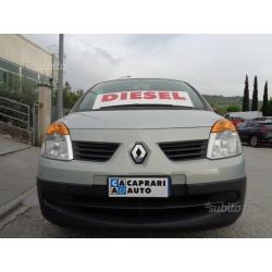 RENAULT Modus 1.5 DCi 65cv x NEOPATENTATI