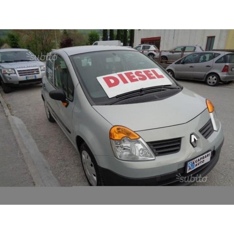 RENAULT Modus 1.5 DCi 65cv x NEOPATENTATI