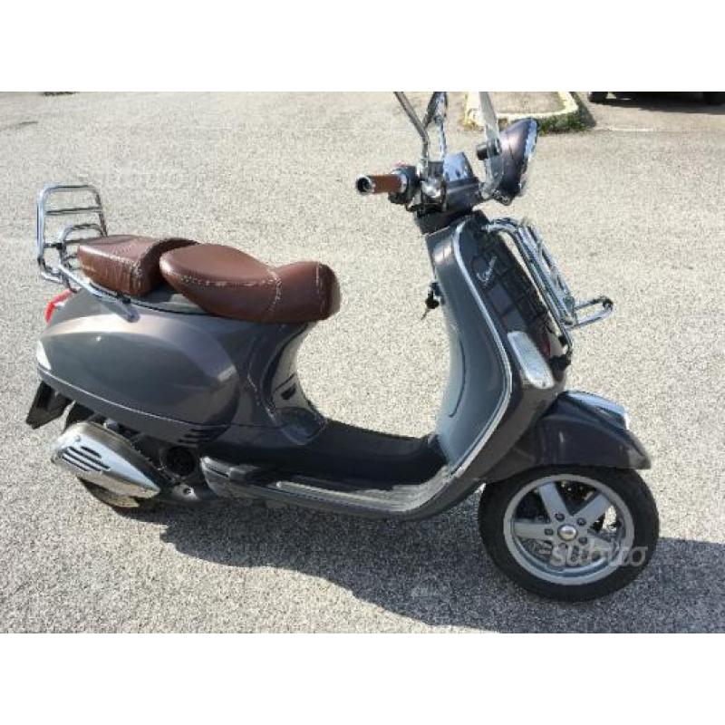 Piaggio Vespa 125 LXV - 2006