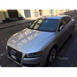 AUDI A5 Sportback 2.0 TDi 143cv automatica - 2010