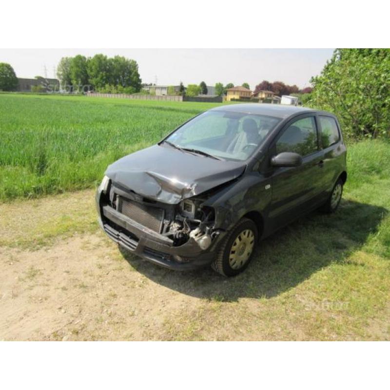 VOLKSWAGEN Fox 1.2 cat. Easy SINISTRATA