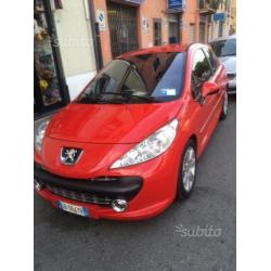 Peugeot 207 - 2006