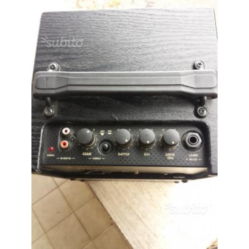 Amplificatore chitarra acustica