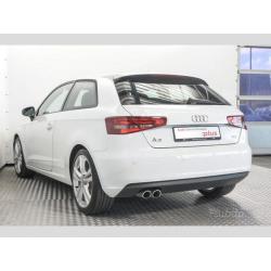 AUDI A3 2.0 TDI s-line  NAVI / PELLE