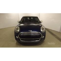 MINI Mini (F56) 1.5 Cooper D