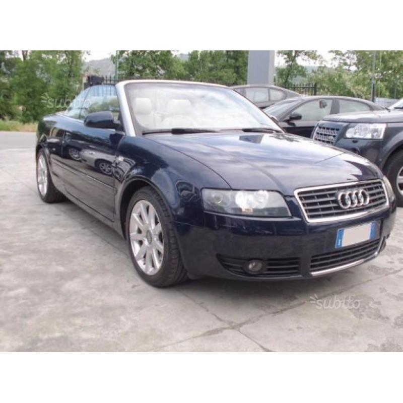 AUDI A4 Cabrio 2.5 TDi 163cv Tiptronic