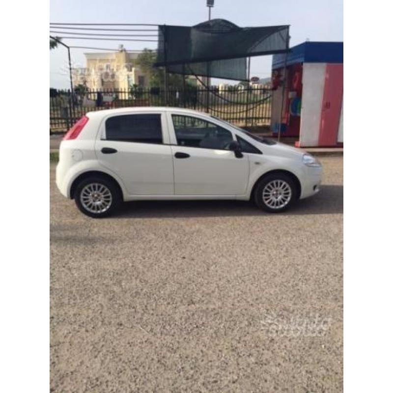 Fiat GRANDE PUNTO 1.3 Mtj, 75 cv anno 2011