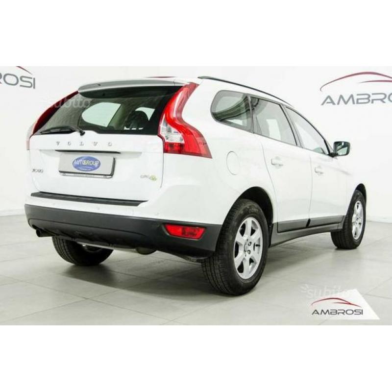 VOLVO XC 60 D3 KINETIC DRIVE 163 CV 2WD