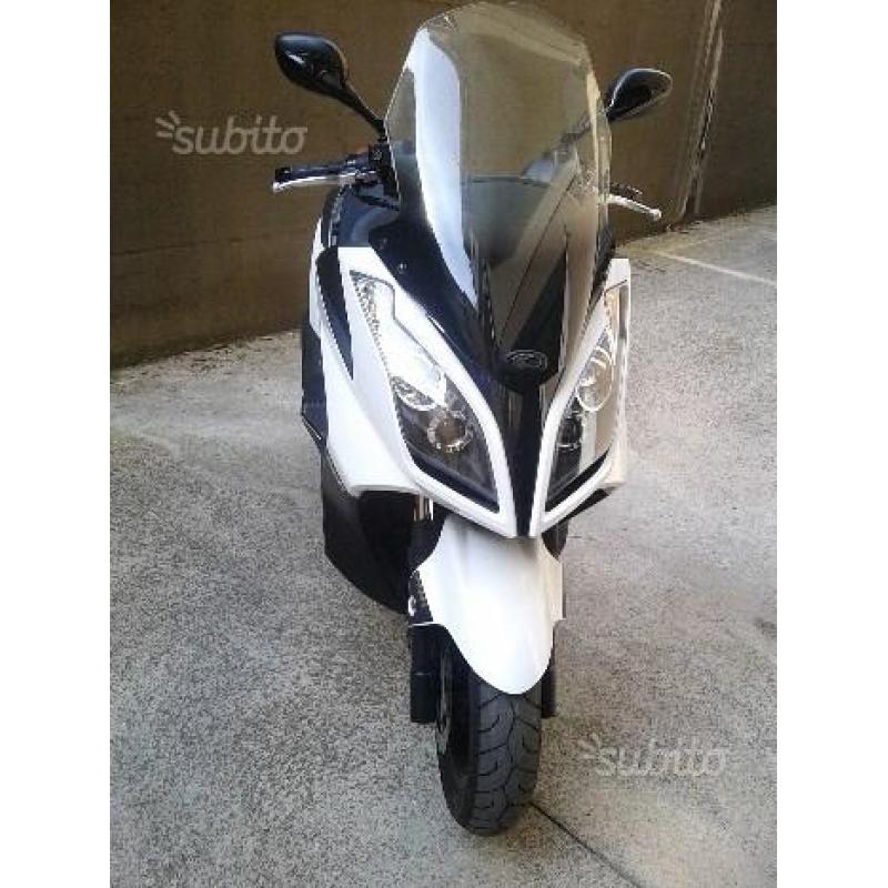 Kymco Downtown 300i - 2011