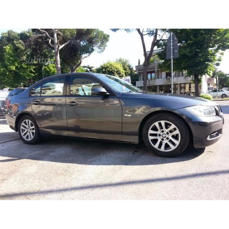 BMW 320 - 2005 - 2.0 METANO (Garanzia 12 mesi)