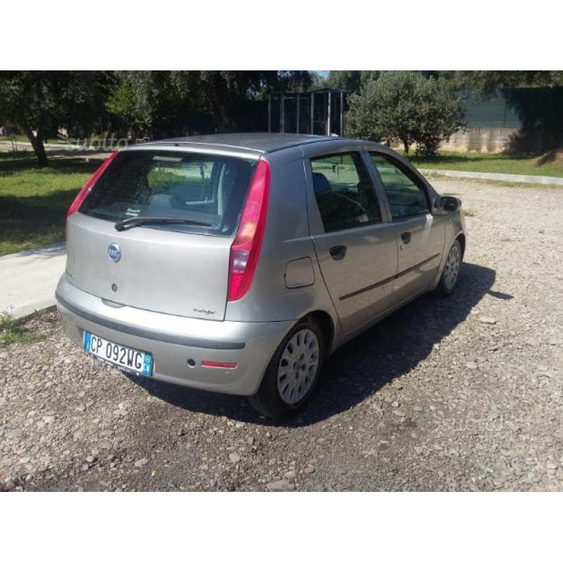 Fiat punto 1.3 multijet Dynamic - Full Optional