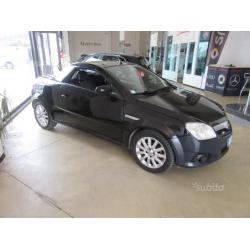 OPEL Tigra TwinTop - 2005