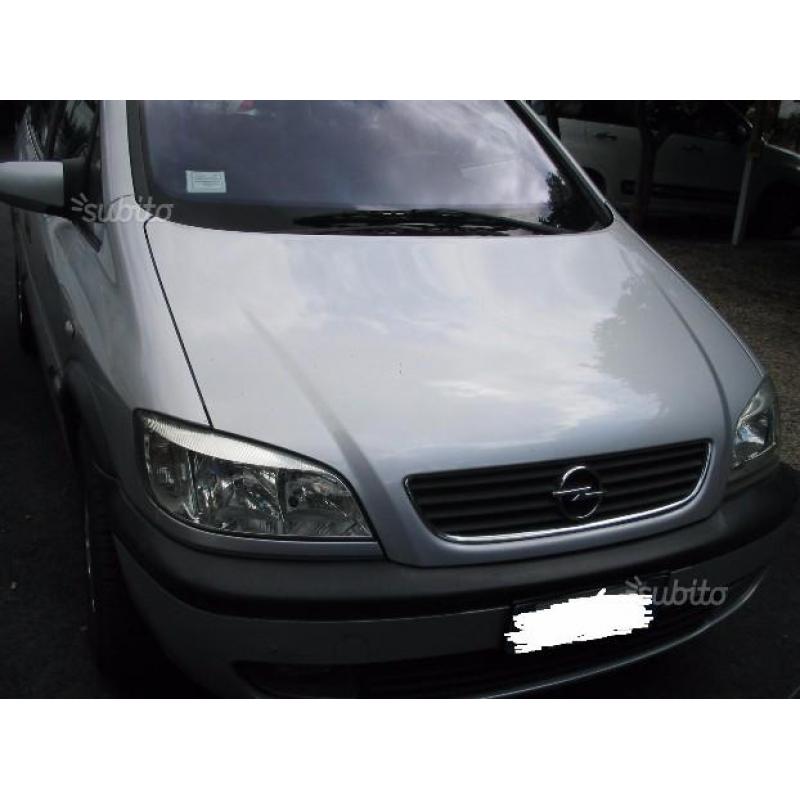 OPEL Zafira - 2002