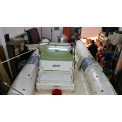 Gommone joker boat 24 con 200cv honda