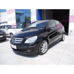 MERCEDES-BENZ B 200 CDI Sport