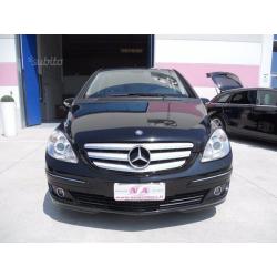 MERCEDES-BENZ B 200 CDI Sport