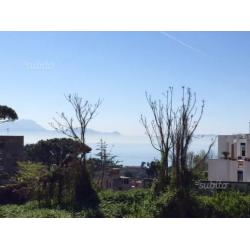 Ampia quadratura panoramico balconata posillipo