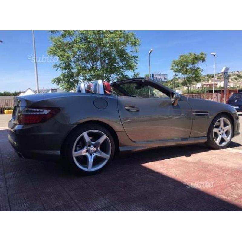 Mercedes Benz SLK 200 CGI PREMIUM 184 cv