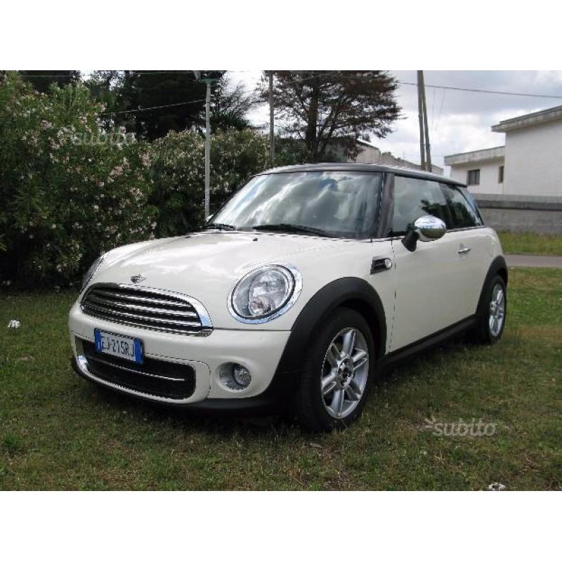 MINI Mini (R56) - 2011