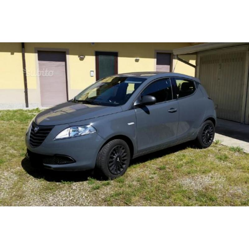 Lancia Ypsilon Elefantino - Neopatentati