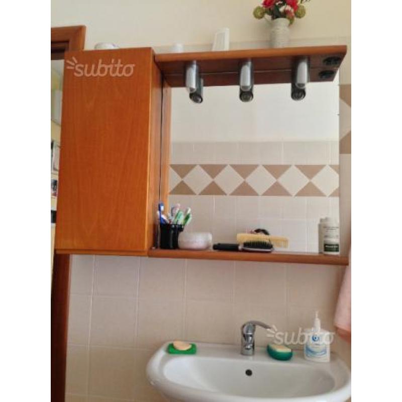 Mobiletto bagno