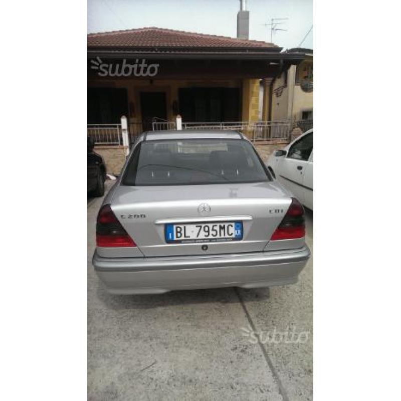 Mercedes C200 Anno 1999 come nuova