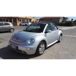 VOLKSWAGEN New Beetle - 2005