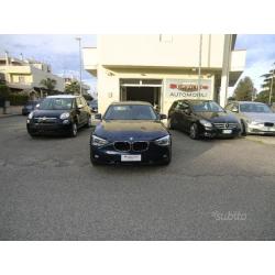 BMW 118 d xDrive 5p. XENO AUTO SENS KM CERTIFICA