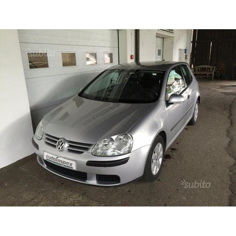 VOLKSWAGEN Golf 1.9 TDI 3p. Trendline NEOPATENTA