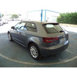 AUDI A3 1.6 TDI clean diesel Ambition