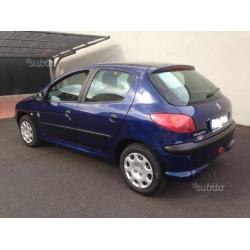 PEUGEOT 206 1.1 5p