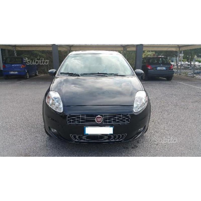 FIAT Grande Punto - 2009