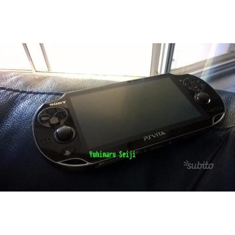 PSvita + 6 Giochi + Memory 4GB (accetto scambi)