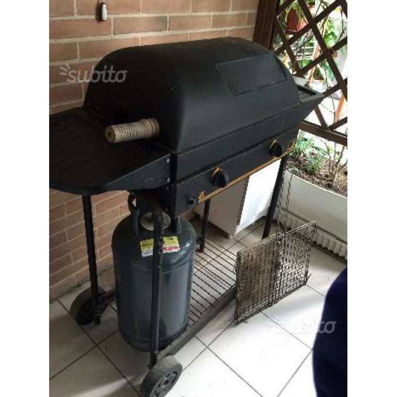 Barbecue cottura a pietra lavica alimentato gpl