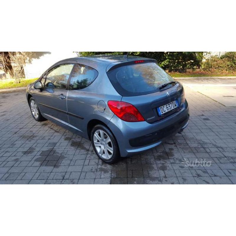 Peugeot 207 1.6 diesel 2006 unico proprietario