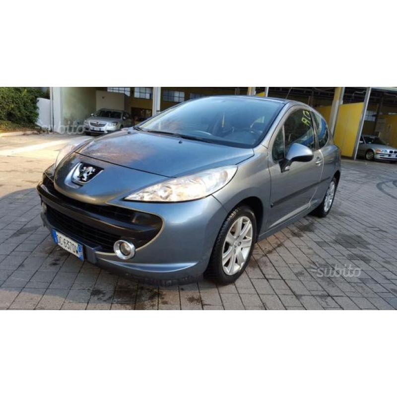 Peugeot 207 1.6 diesel 2006 unico proprietario