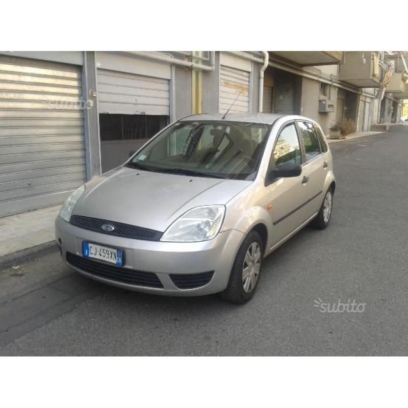 FORD Fiesta 3ª serie - 2003