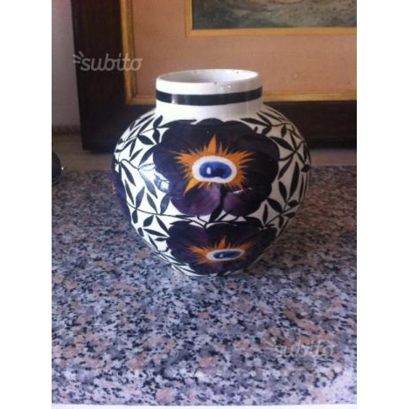 Art Deco. HANDGEMALT SCHRAMBERG. VASO IN CERAMICA