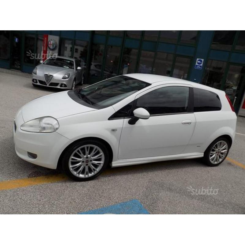 FIAT Grande Punto 1.3 MJT 90 CV 3 porte Sport