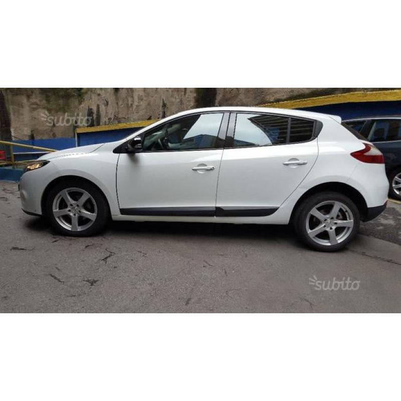 RENAULT Megane Mégane 1.5 dCi 110CV Attractive